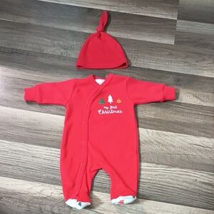 NWOT Itty Bitty Baby. Baby "My First Christmas" Outfit W/Hat Size:3-5lb Priterm